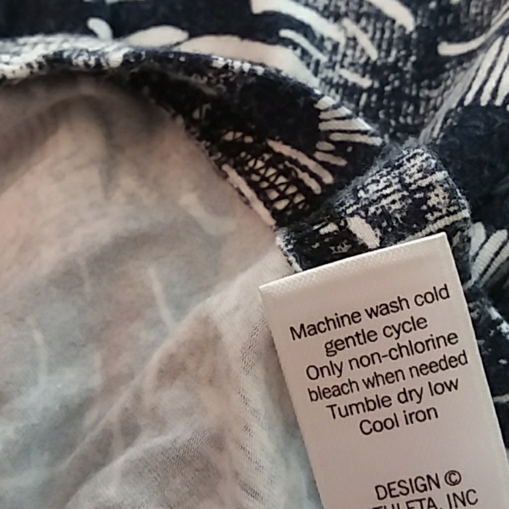 Athleta xxs navy blue abstract print dress - Picture 5 of 6